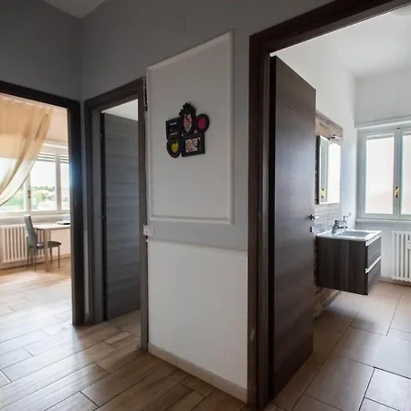 A Peaceful & Spacious Near Vatican Apartamento Roma