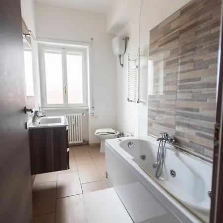 A Peaceful & Spacious Near Vatican * Roma